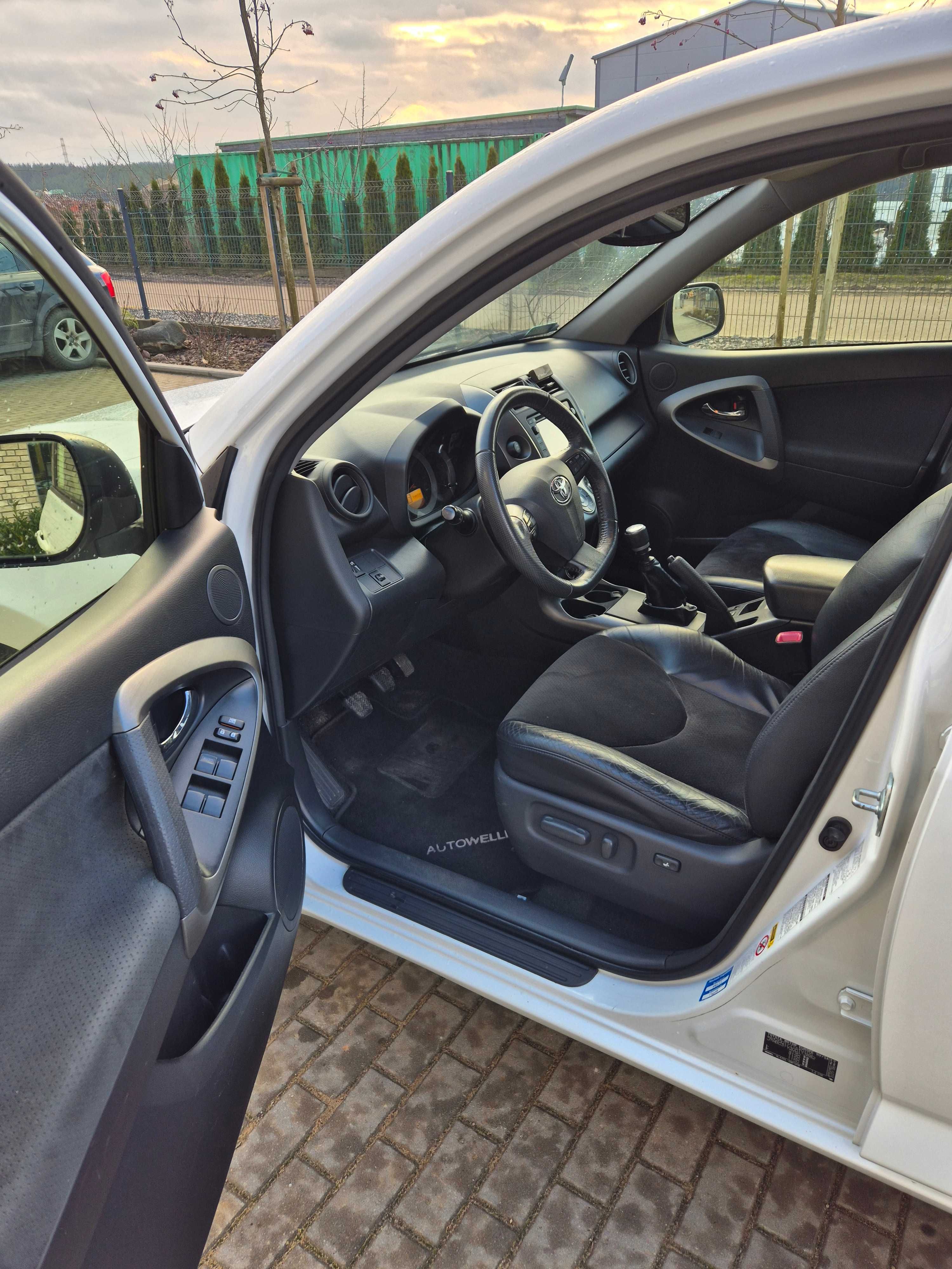 Toyota Rav 4  D4D  150km