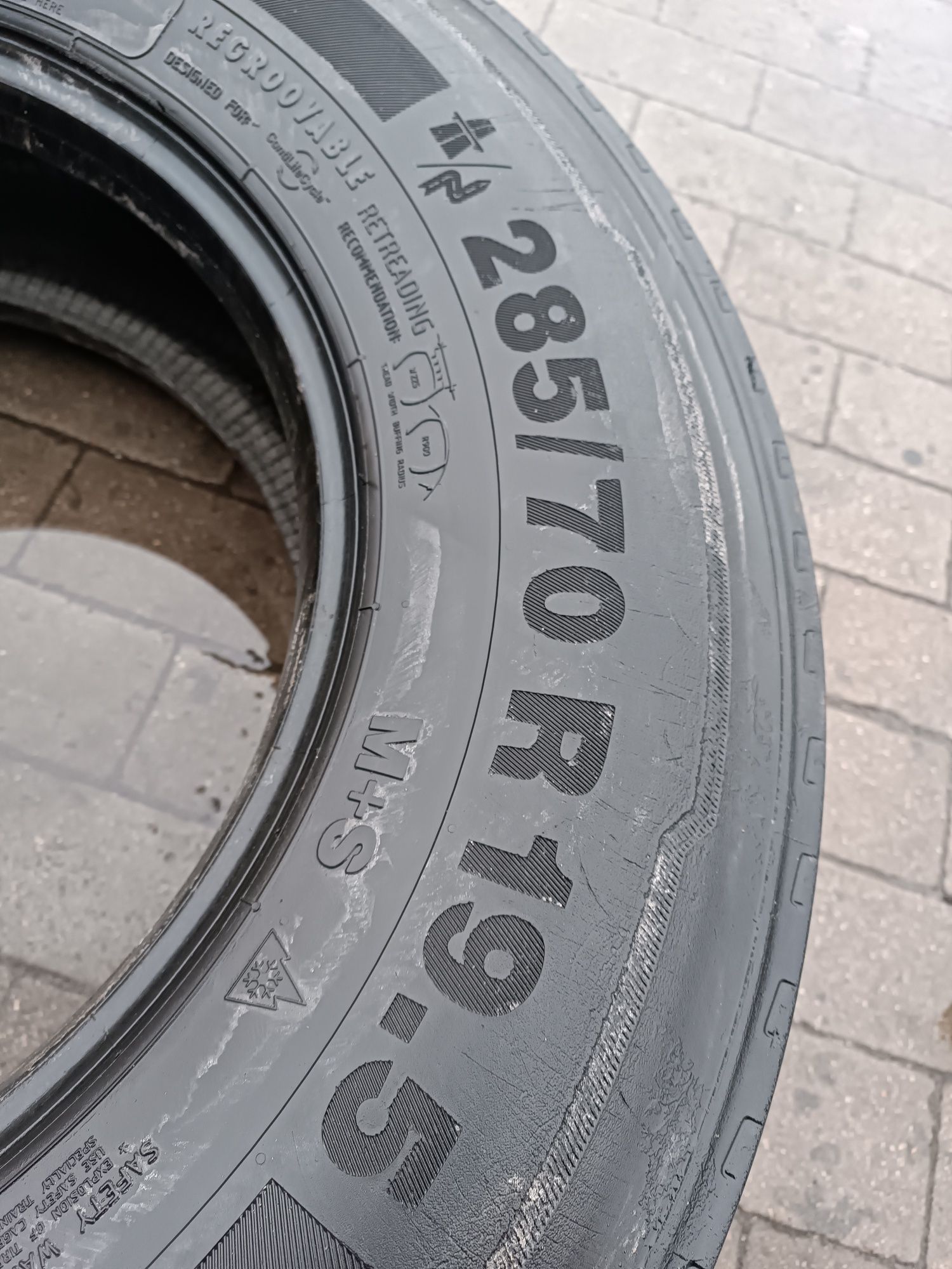 285/70R19.5 Continental Conti Hybrid HS3