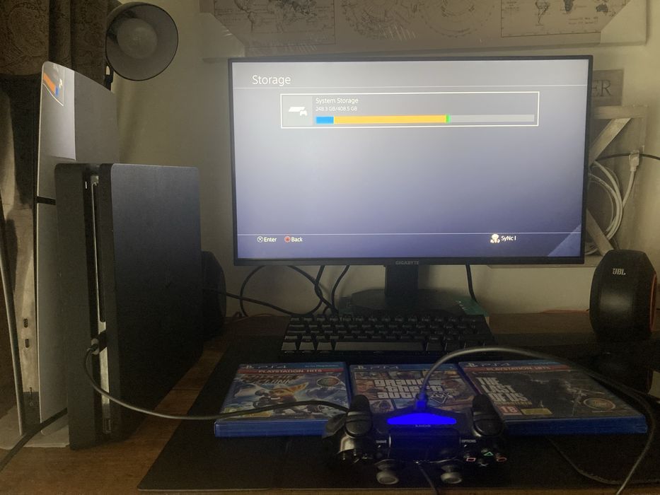Ps4 Slim 500GB 1 comando e GTA V