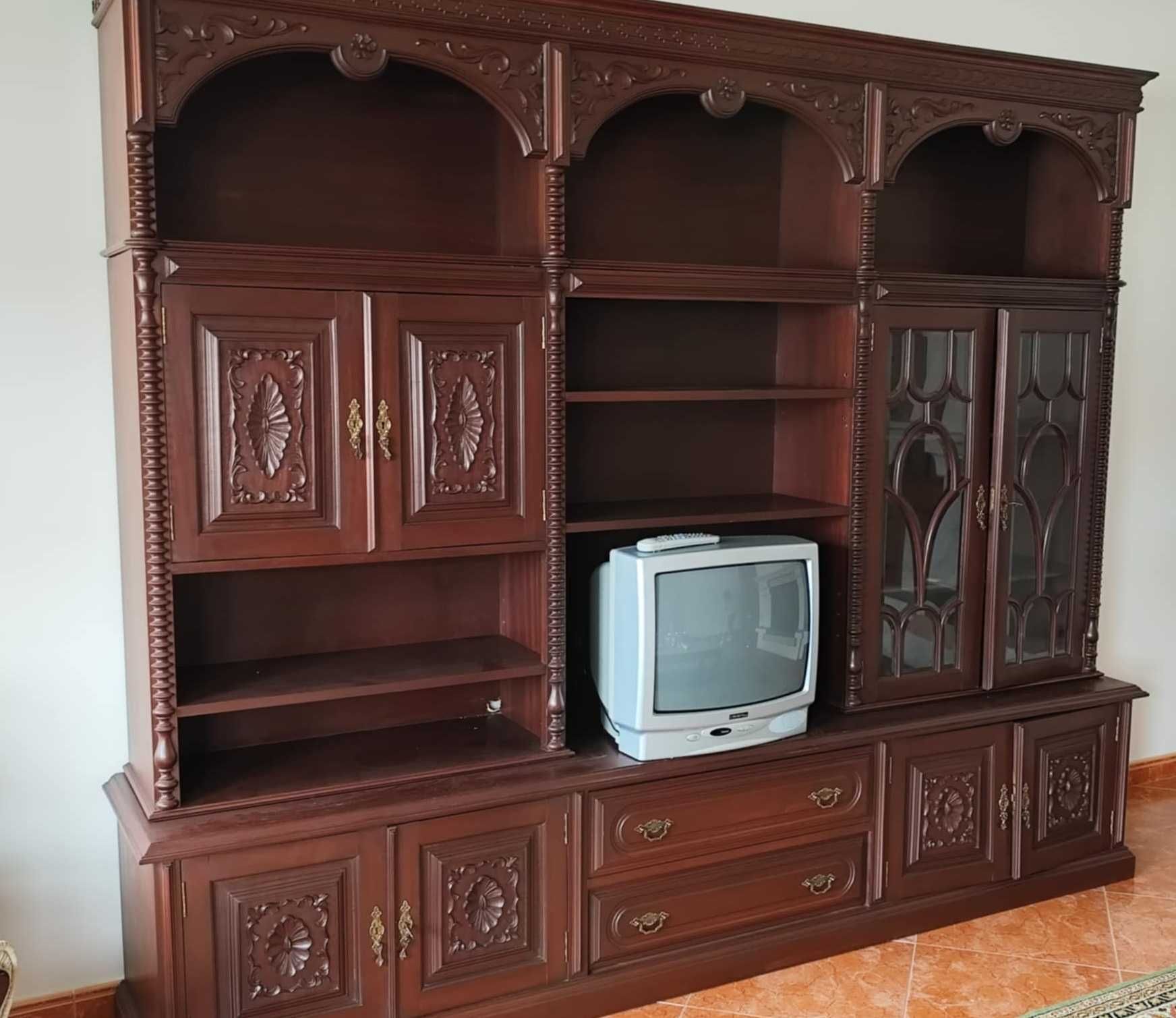 Móvel para sala/louceiro/televisão