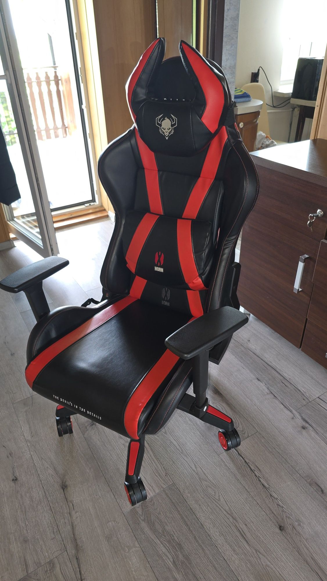 Fotel Gamingowy obrotowy Diablo Chairs X-Horn (L)