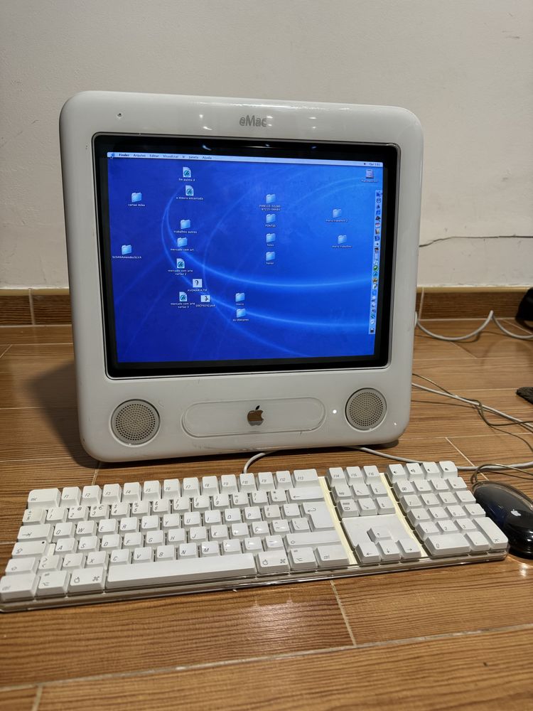 Apple eMac PowerPC G4