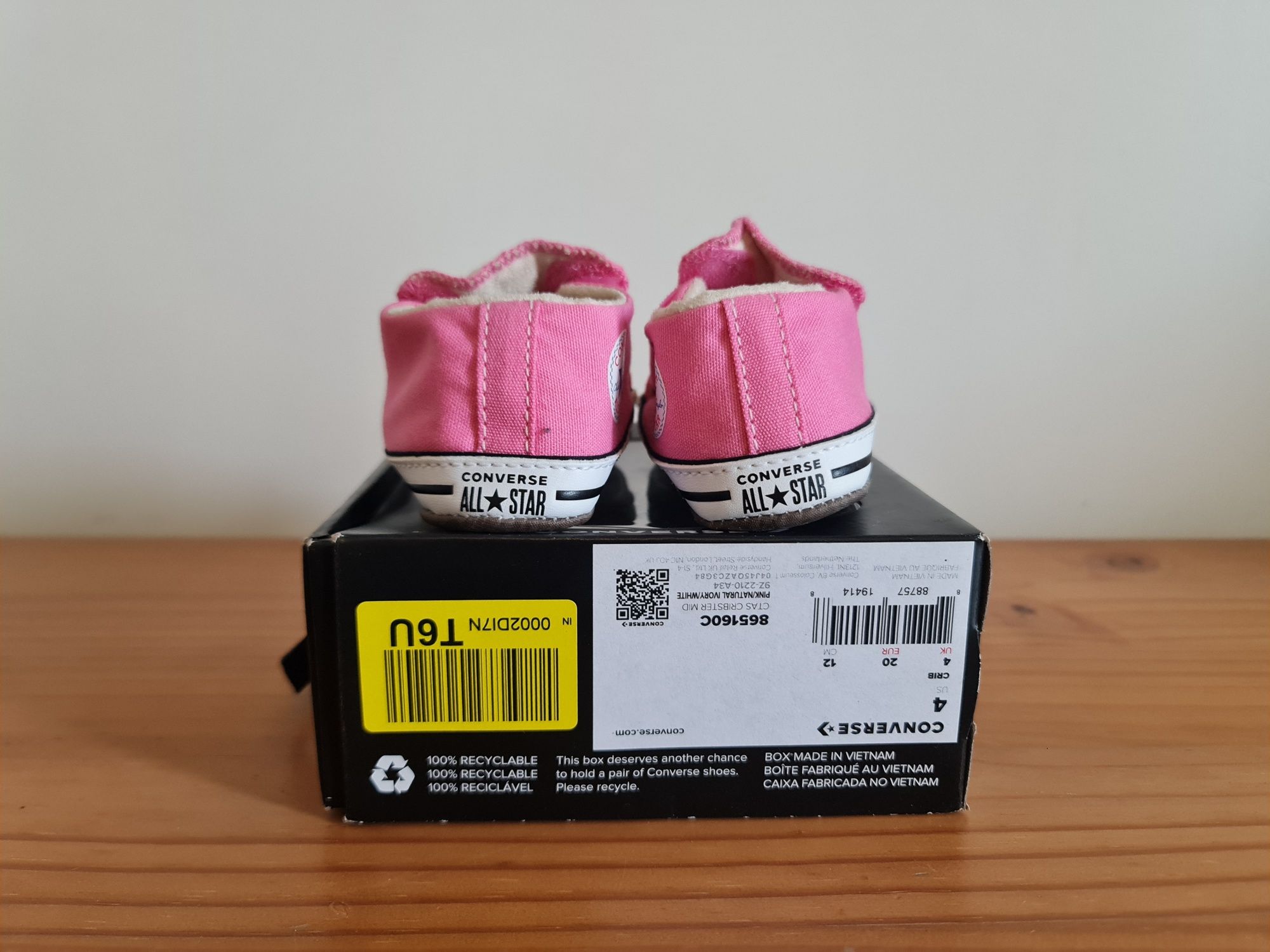 Tennis marca CONVERSE Chuck Taylor  Rosa - NOVOS - Tamanho 20
CHUCK T