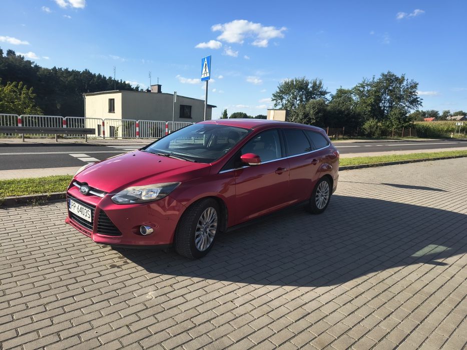 Ford Focus MK3 1.6 Benzyna 2011r NOWE Opony Ważne opłaty Kombi