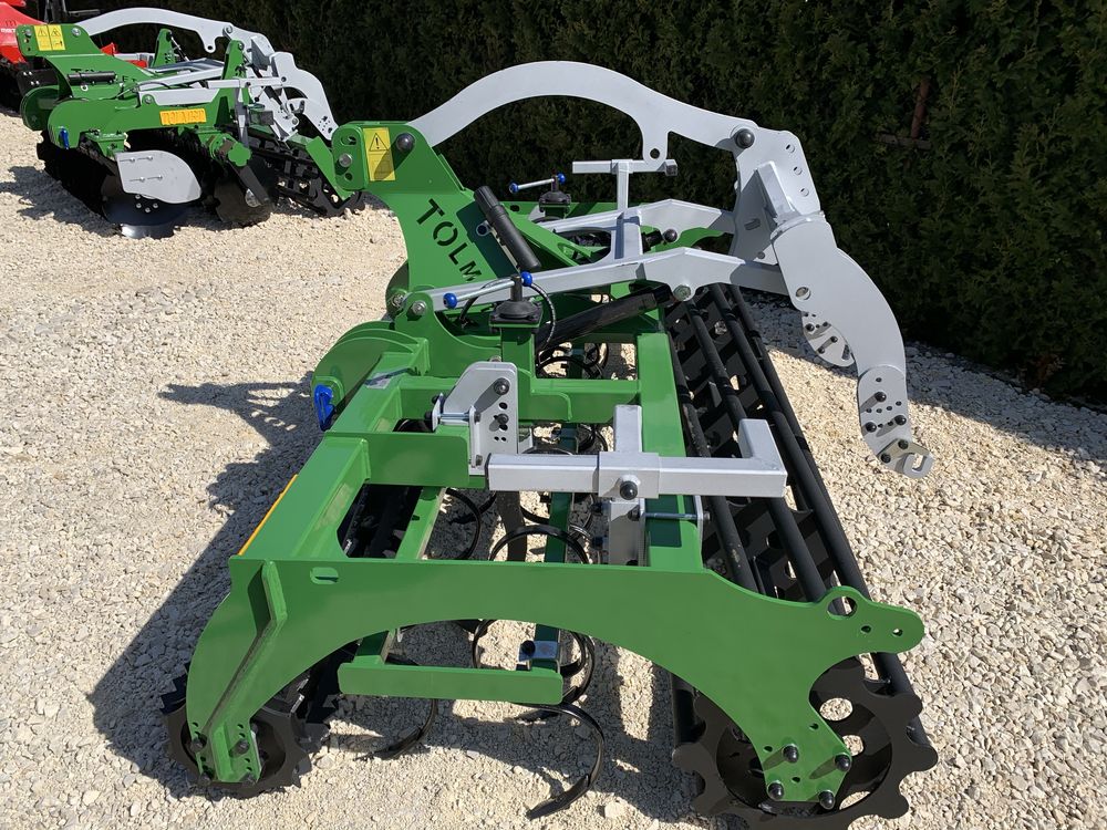 Agregat Uprawowo-Siewny Tolmet Polon Polon S 2,5 2,7 3m  Transport