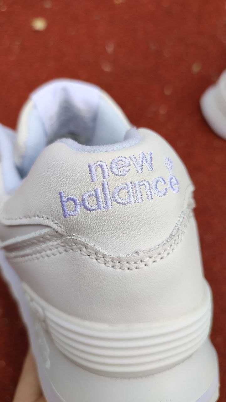 Женские кроссовки New balance