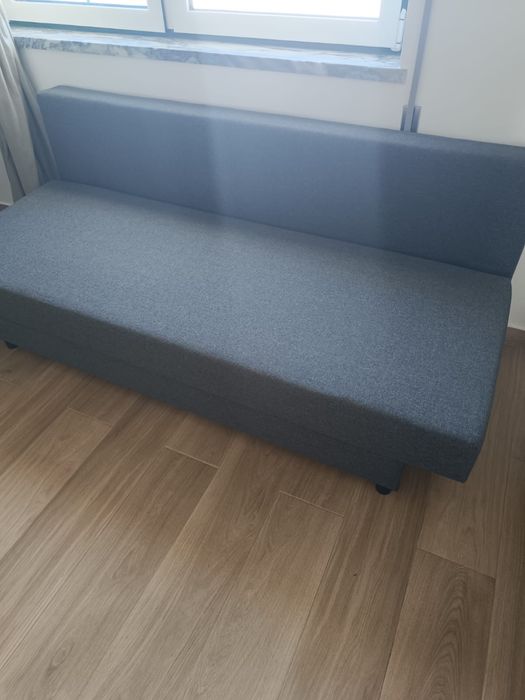 Sofá-cama IKEA bom estado