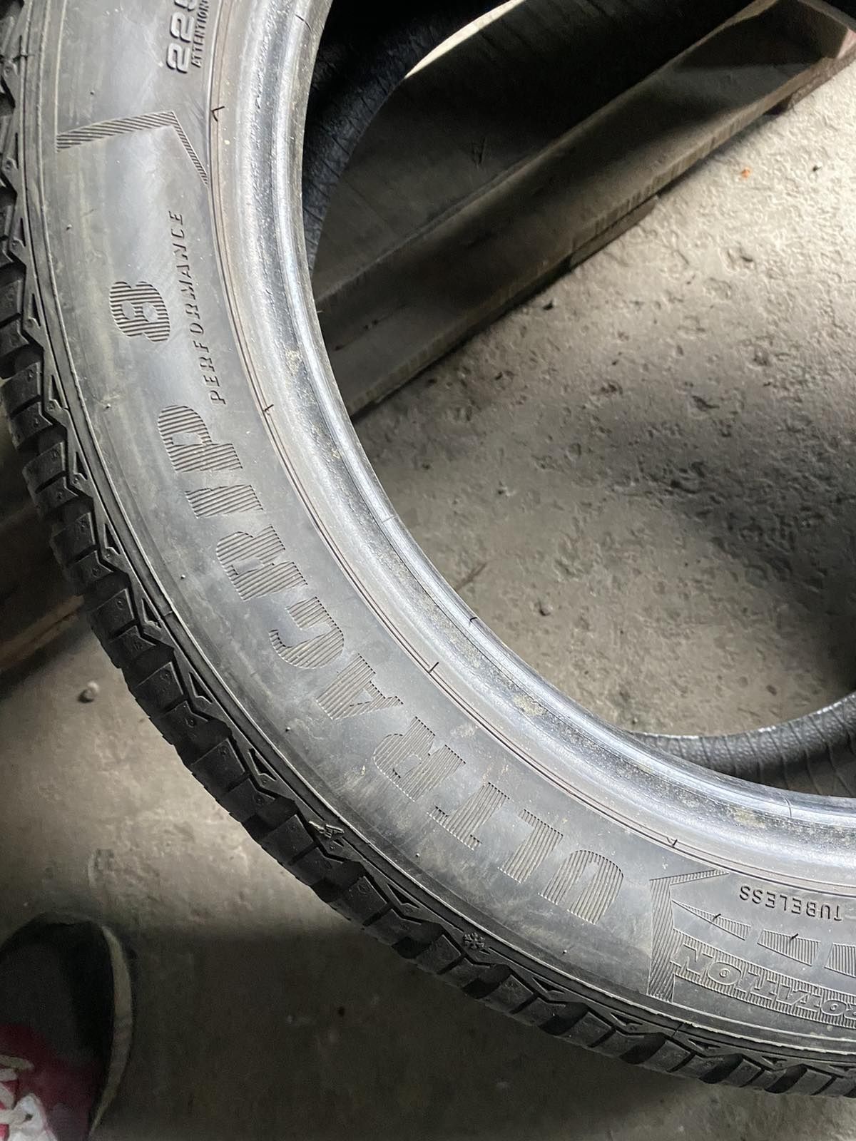 225.50.17 GoodYear 2шт зима БУ склад шины резина из Европы 50 R17