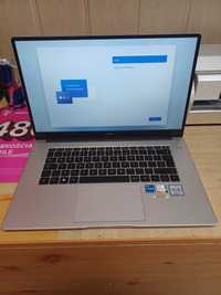 Laptop Huawei Matebook D15 BODE-WDH9 I5-11 Generacja 512 ssd Win 11