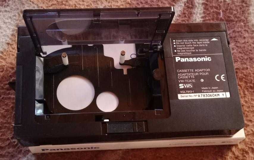 КассетныйSVHS-C/VHS-С на VHS/SVHS адаптер Panasonic VW-TCA7E