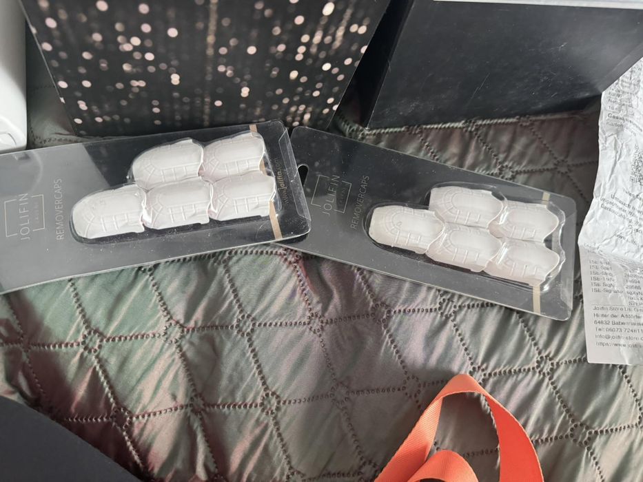 Фрейзер та лампа для манікюру з Німеччини