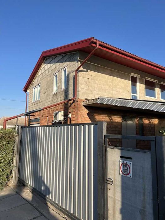 Продаж двох  будинків на одному дворі,  Рибальське, вул. Пишнівська