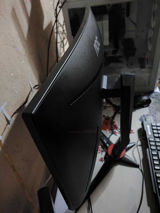 Вигнутий Ігровий монітор 24"дюйми AOC C24G2U / 165 Гц / Стан чудовий!