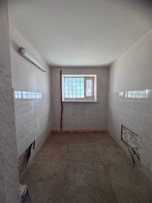 №:23342 - Приміщення в центрі, вул. Івана Мазепи, 347 м²