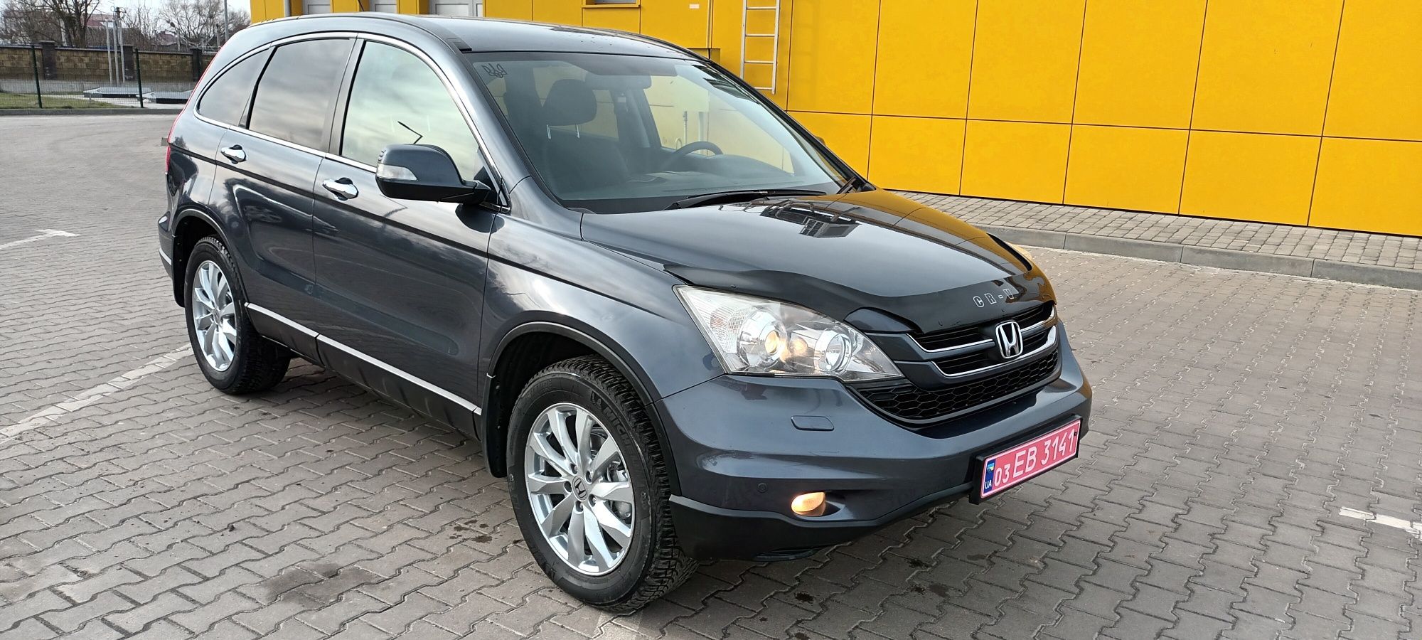 Автомобіль Honda CR-V