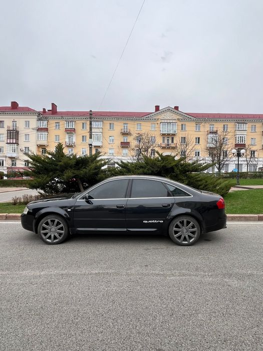 Audi A6 C5 (4.2 quattro)