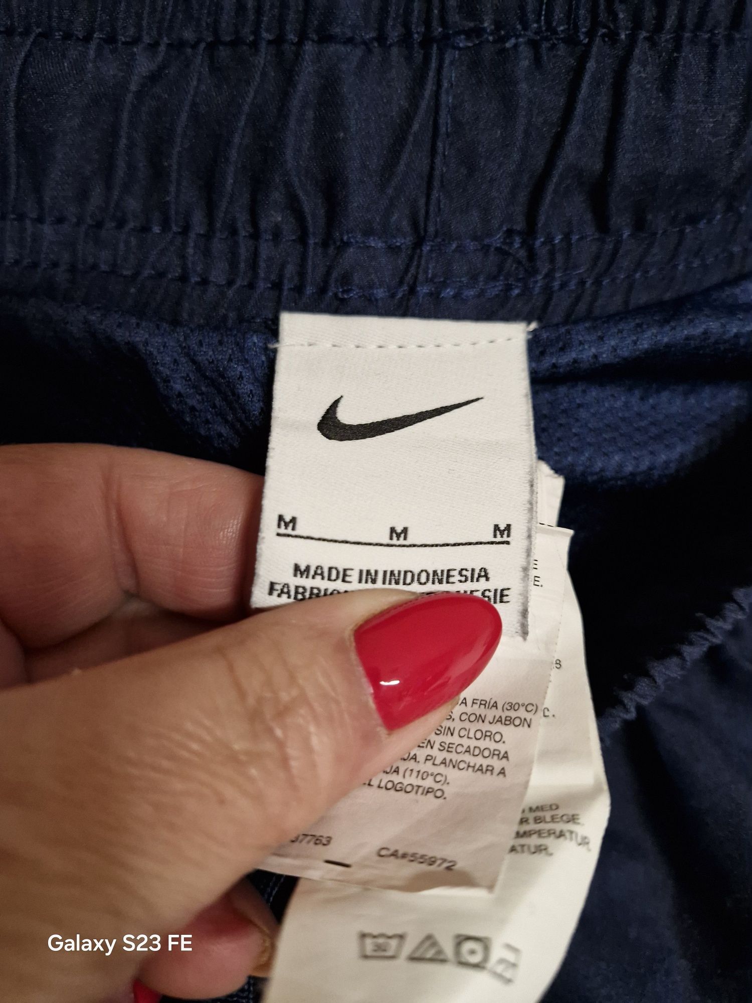 Spodenki krotkie męskie Nike rozmiar M stan idealny