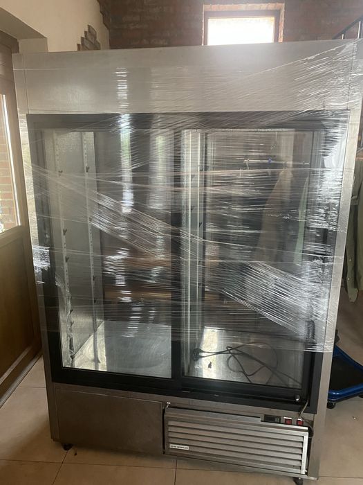 Sprzedam szafę chłodniczą