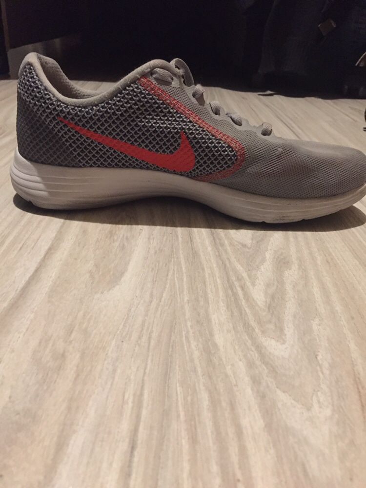 Buty sportowe NIKE