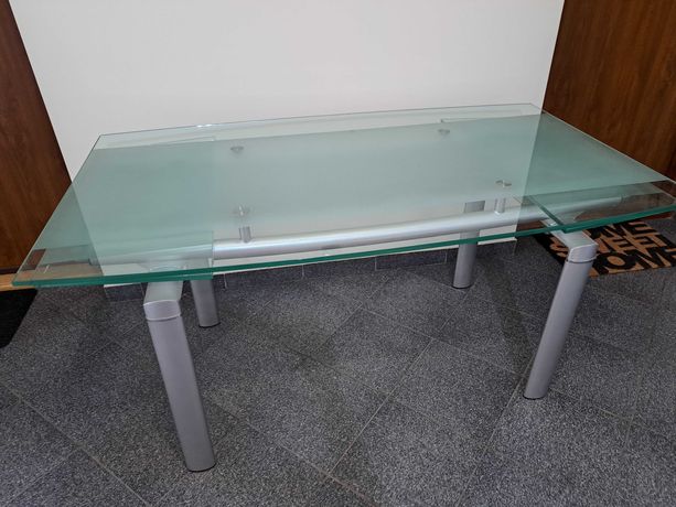 nowoczesny stół szklany