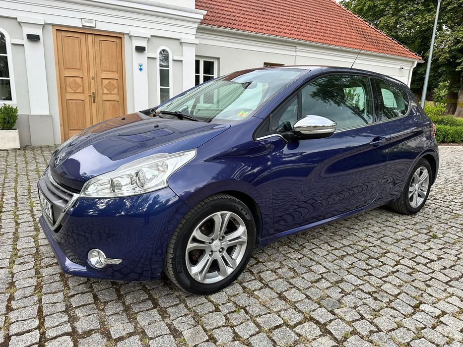 Peugeot 208 nawi, klimatronic, alus, zarejestrowany
