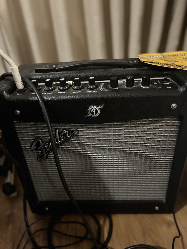 Fender Mustang v2