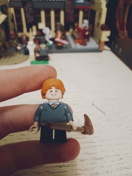 Іграшки лего Гарі Поттера .анти стреси.еоектро попит та велика бджола