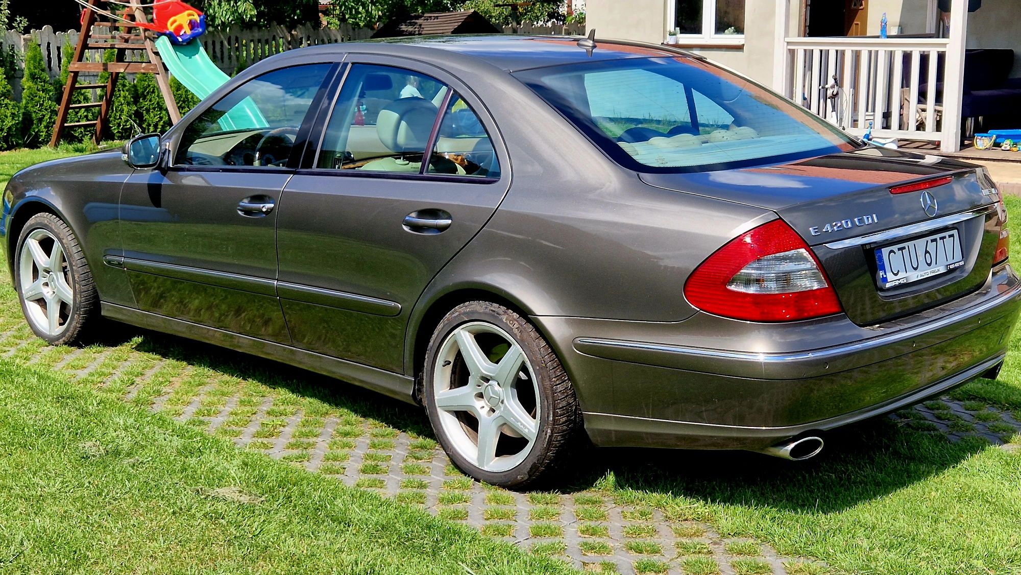 Mercedes E 420  4.0 V8 biturbo 314km 2008r avantgarde