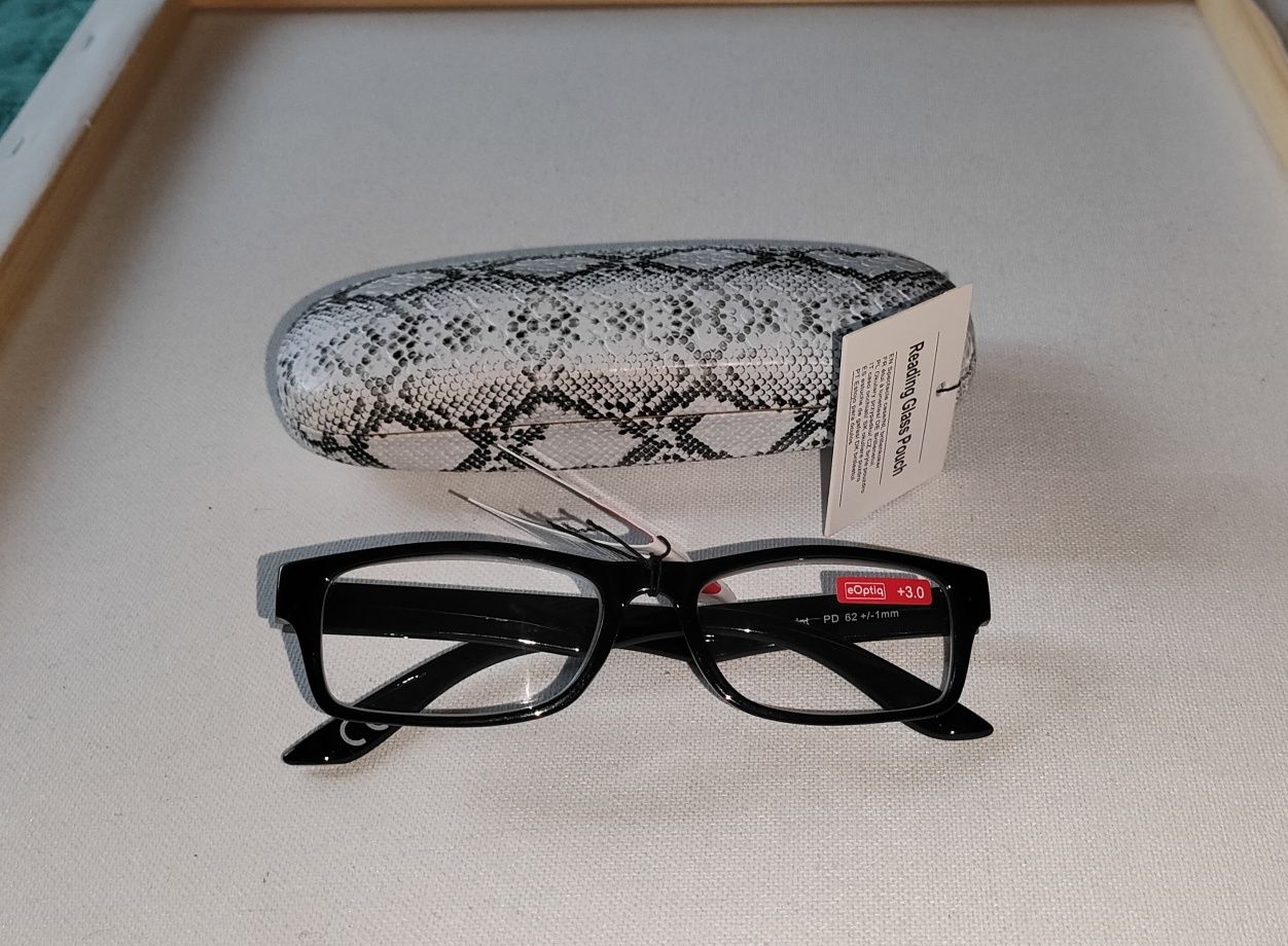 Nowe Etui + Okulary do czytania + 3.0