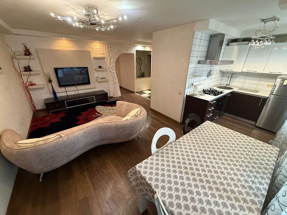 Продам отличную 3х комнатную квартиру.Автономное отопление.