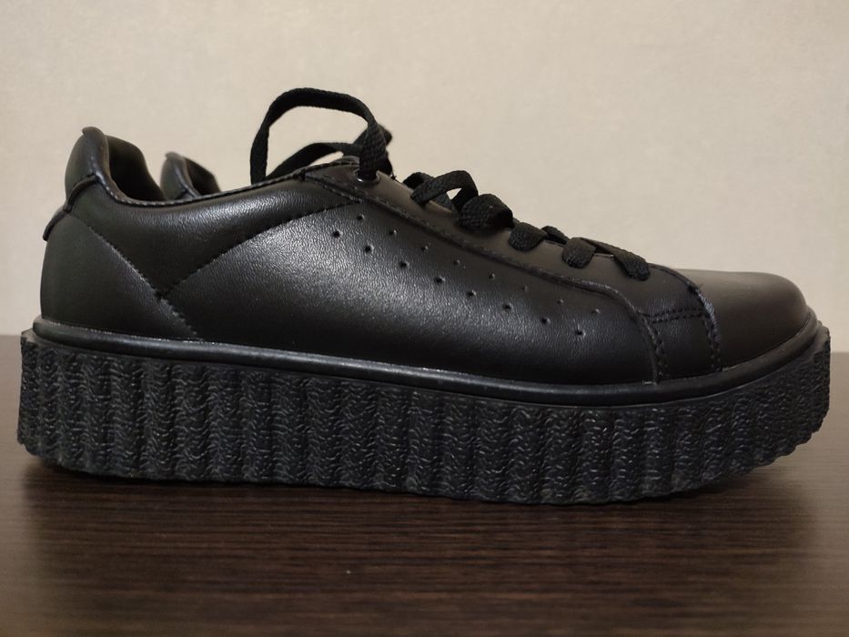 Кроссовки - ботинки RESTIME