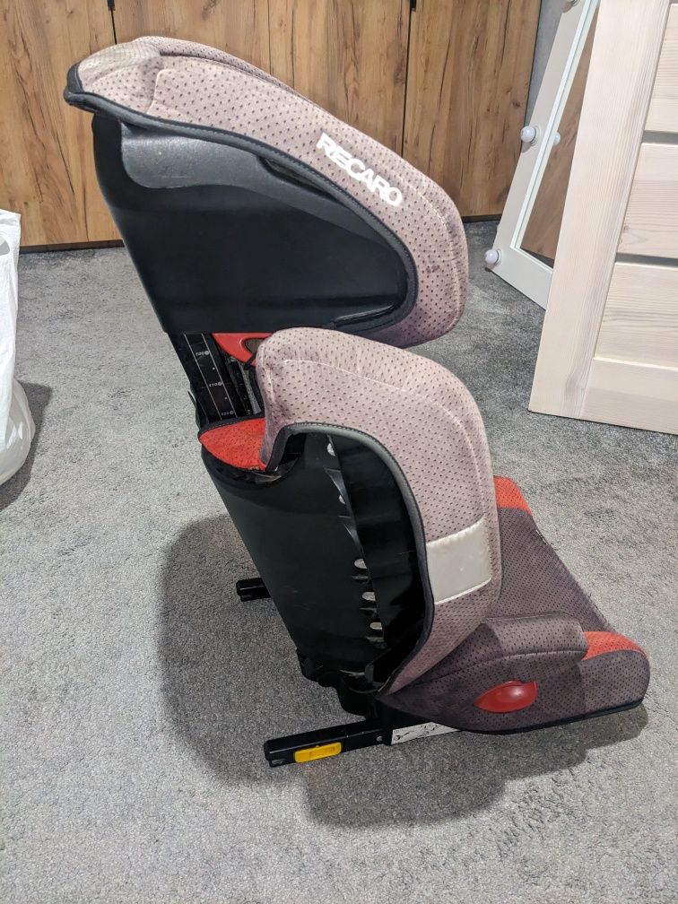 Дитяче крісло Recaro Monza