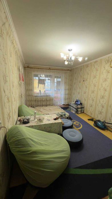 Продаж 1к квартири 33 кв. м на вул. Молодогвардійська