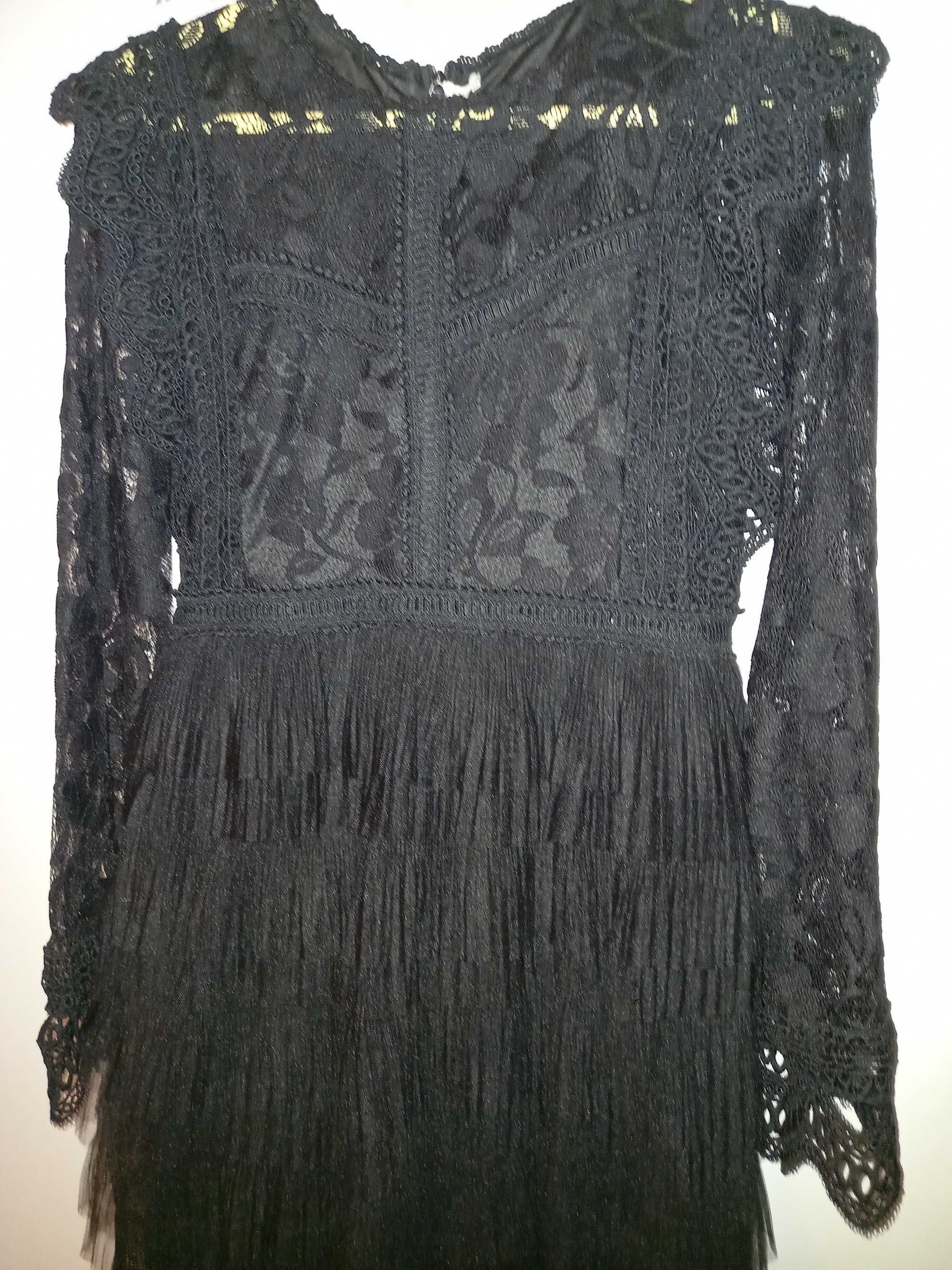 Vestido de Cocktail, preto, de renda e tule - M - Coconut Fashion