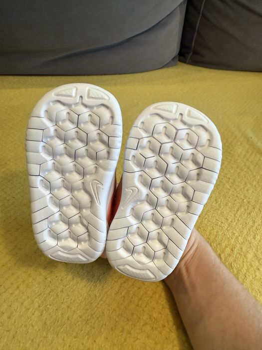 Buciki Nike dla maluszka