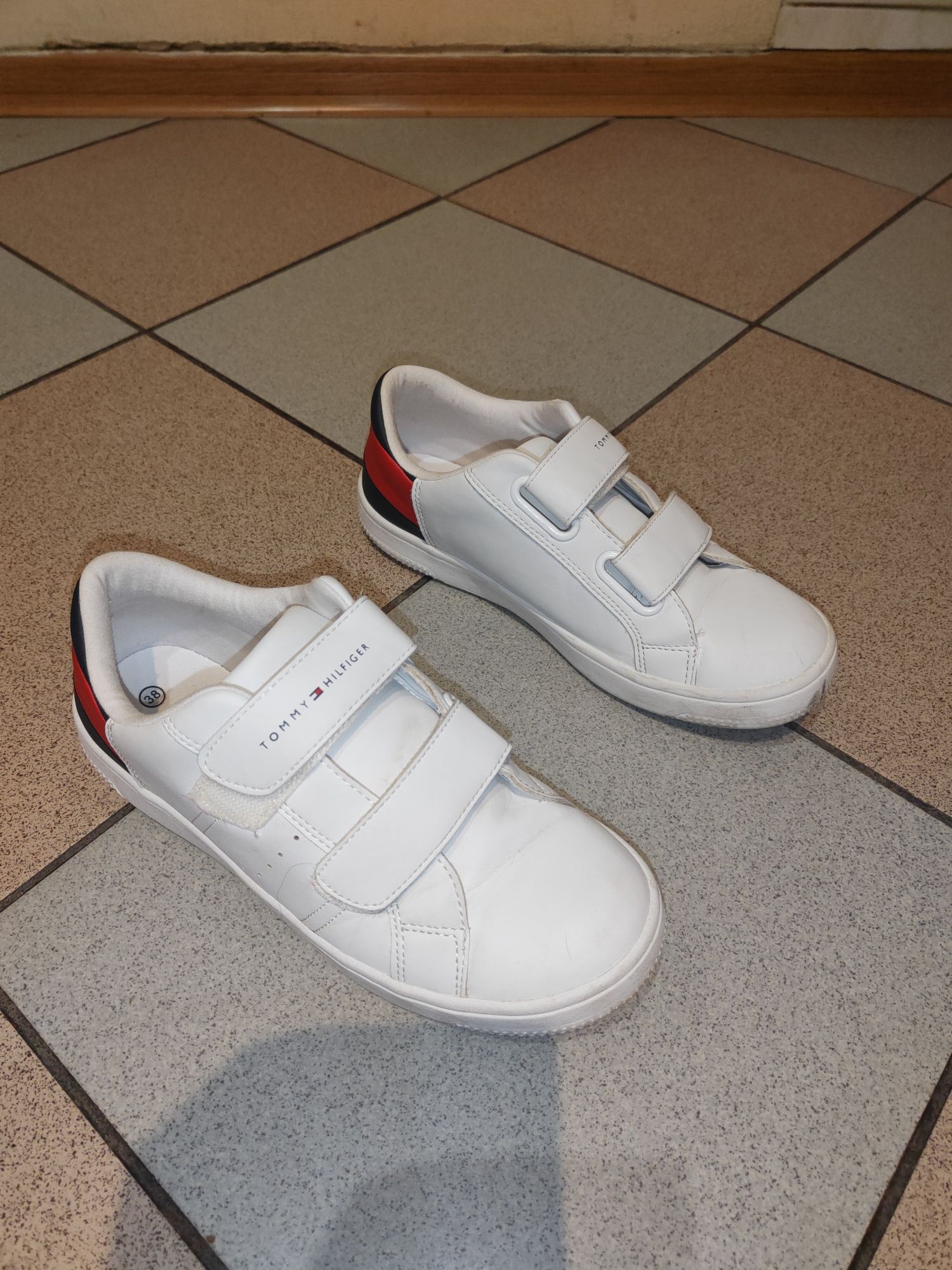 Buty chłopięce Tommy Hilfiger rozmiar 38