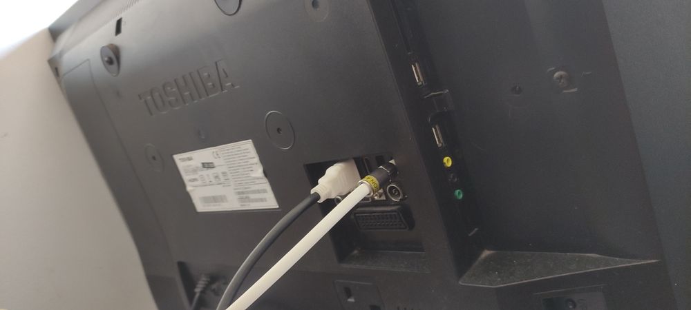 Vendo ou troco Tv 32' Toshiba