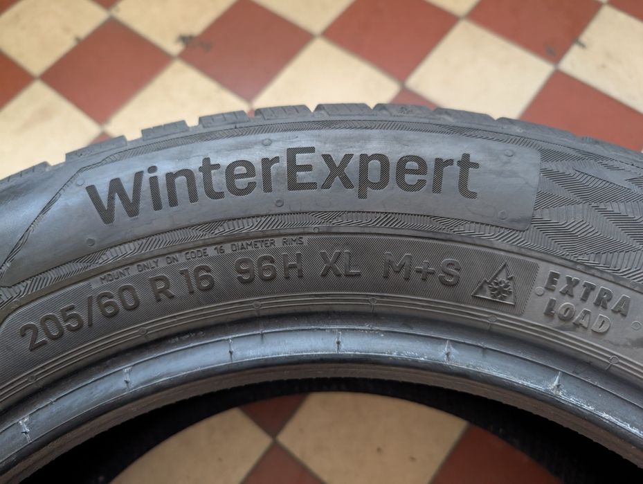 Uniroyal WinterExpert 205/60R16 96H XL #229D