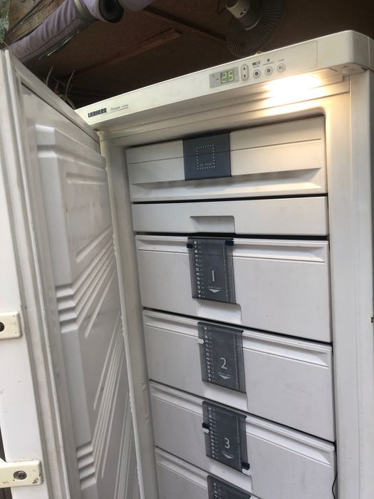 Морозильна шафа Liebherr