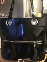 Simple torebka  skora naturalna z lekkim połyskiem kolor  czarny