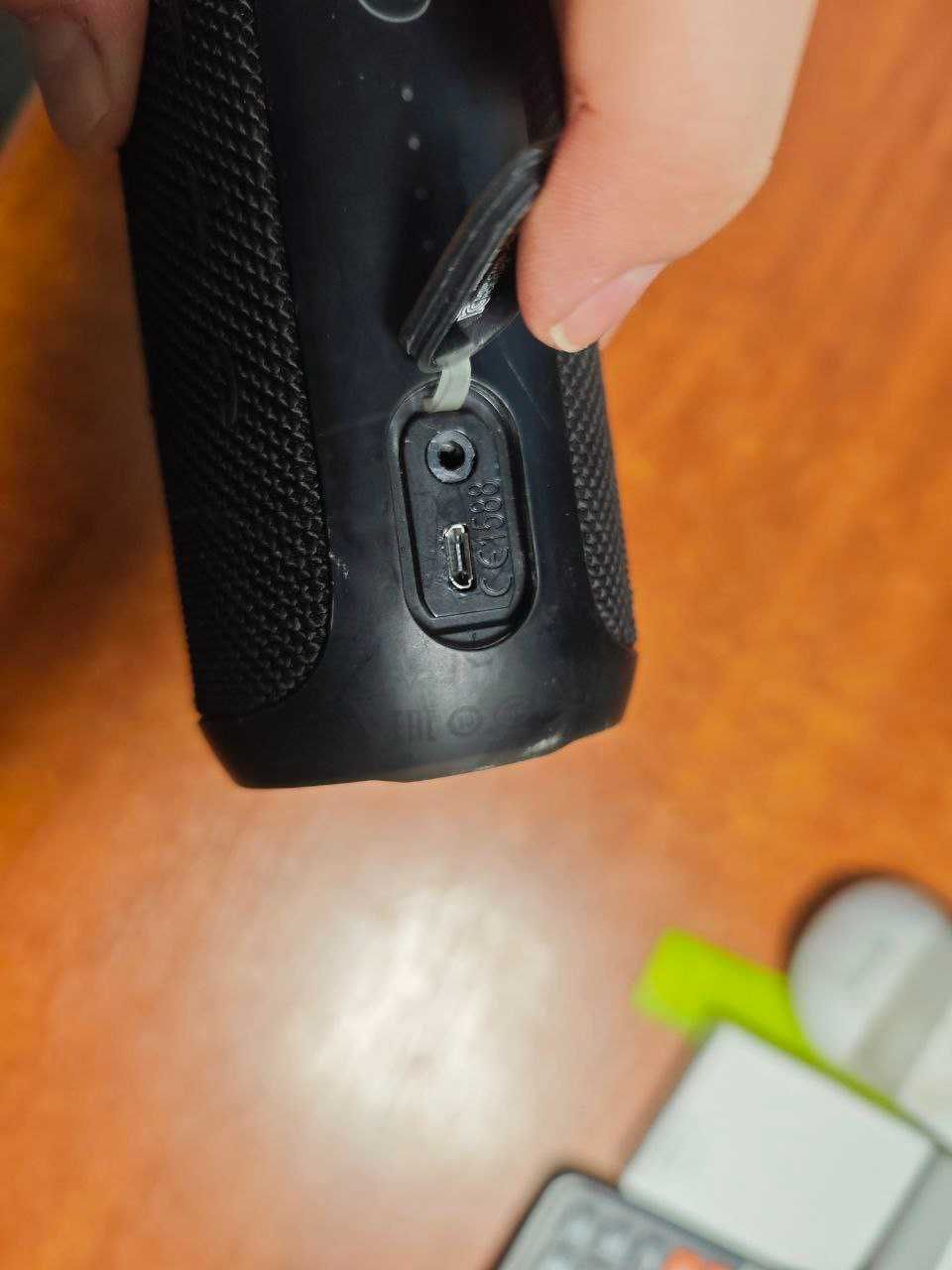 Портативна Bluetooth колонка оригінал JBL Flip 3, Charge 2+