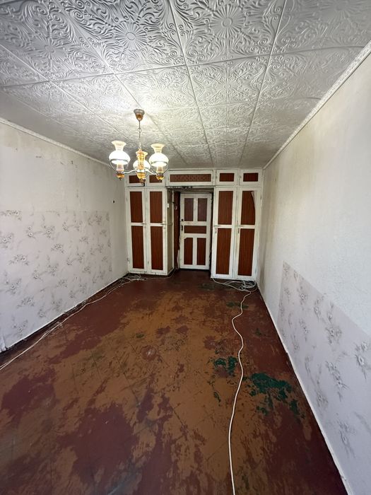 Продаю дві кімнати в гуртожитку Колос