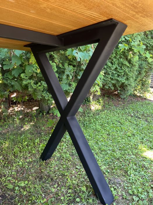 Обідній стіл з буковою стільницею