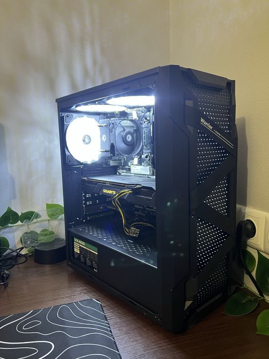 Продам ігровий пк відеокарта рх5500хт проц р5 5500 озу 16гб ддр4