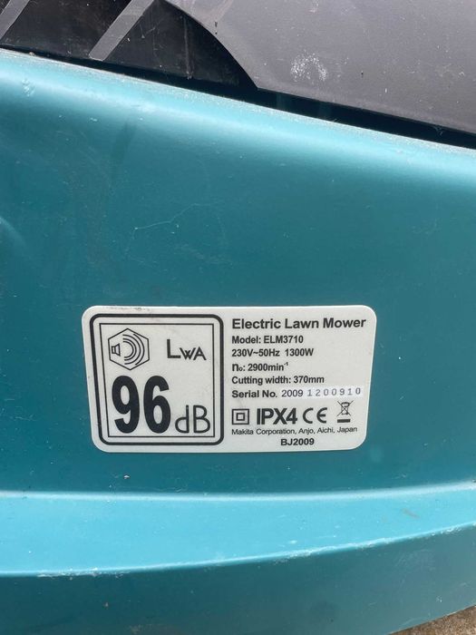 Kosiarka elektryczna Makita ELM3710