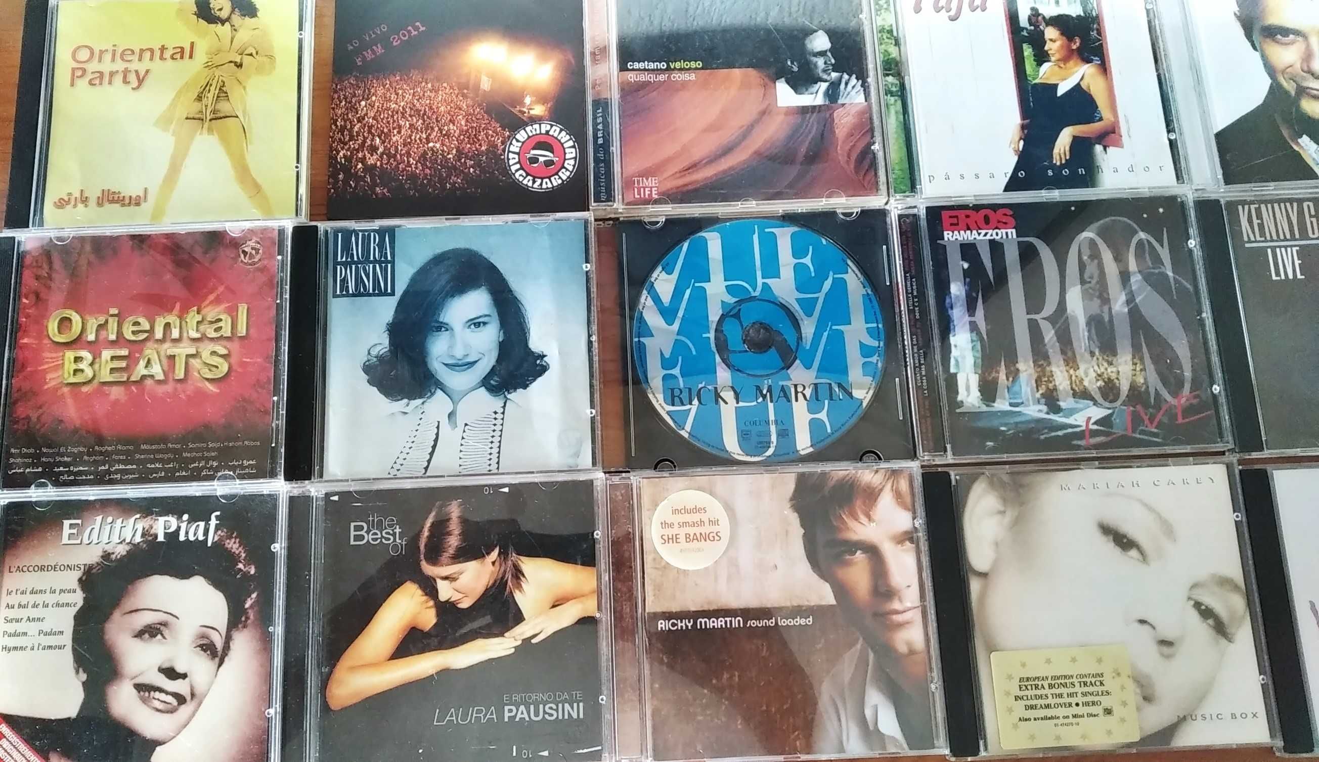 CDs Smashing Pumpkins, Red Hot Chili Peppers, Bryan Adams, Beatles