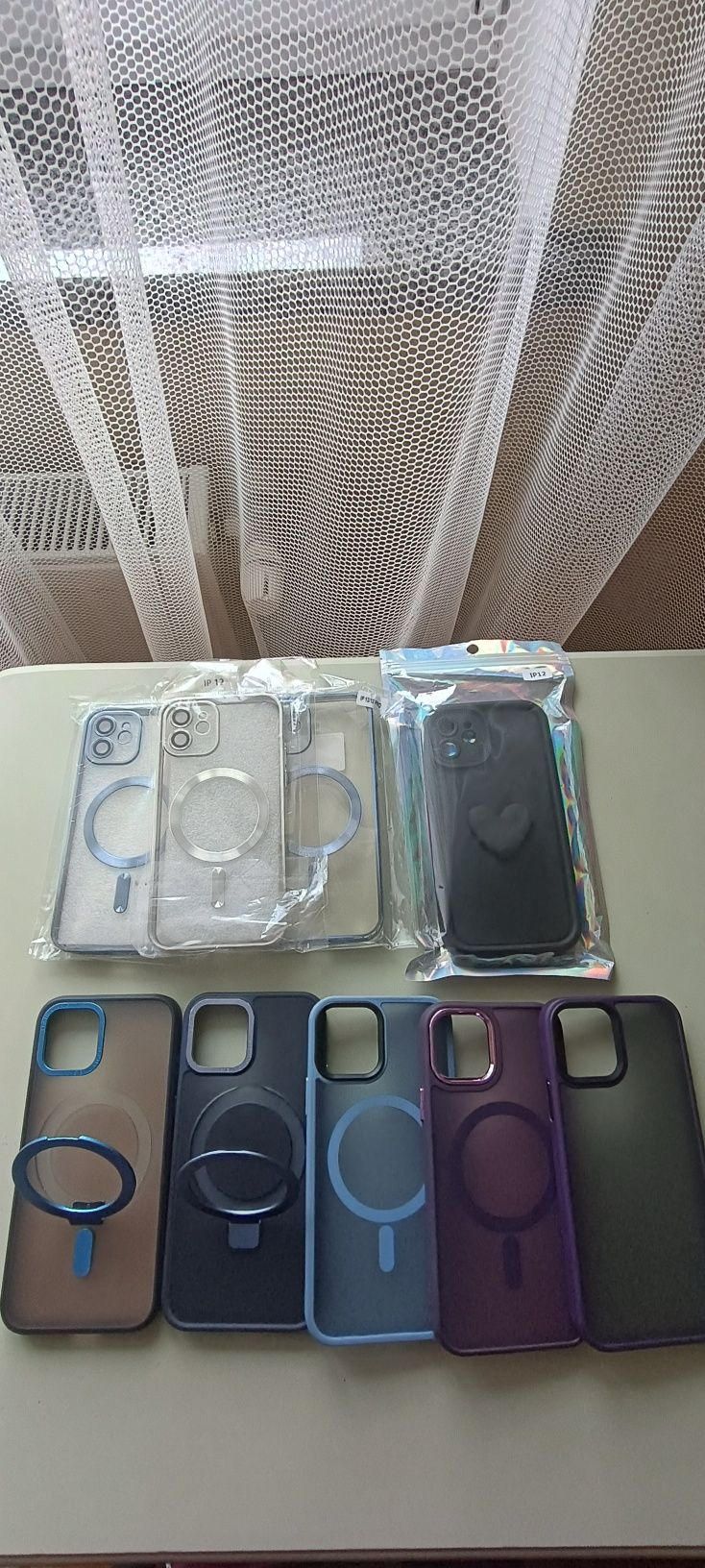 Чохли до iPhone 12