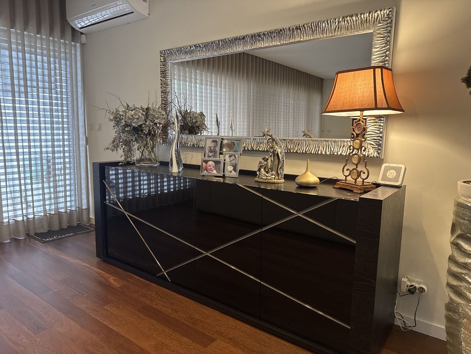 Aparador de sala de jantar + Espelho