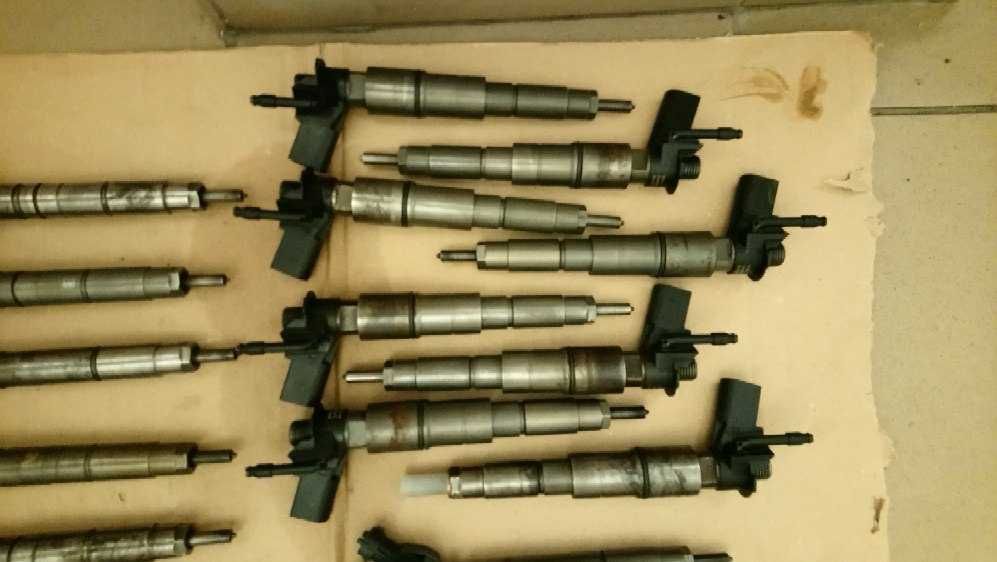 HURT wtryskiwacze bosch 110 216, 110 289, 110 212