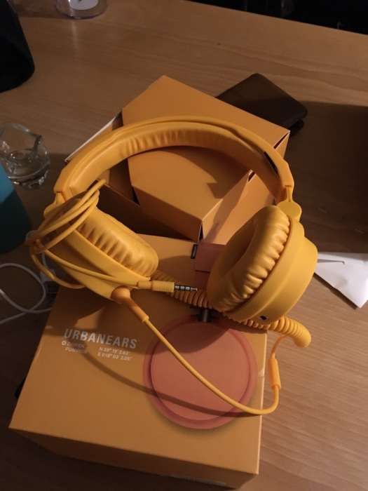 Headphones urban ears zinken